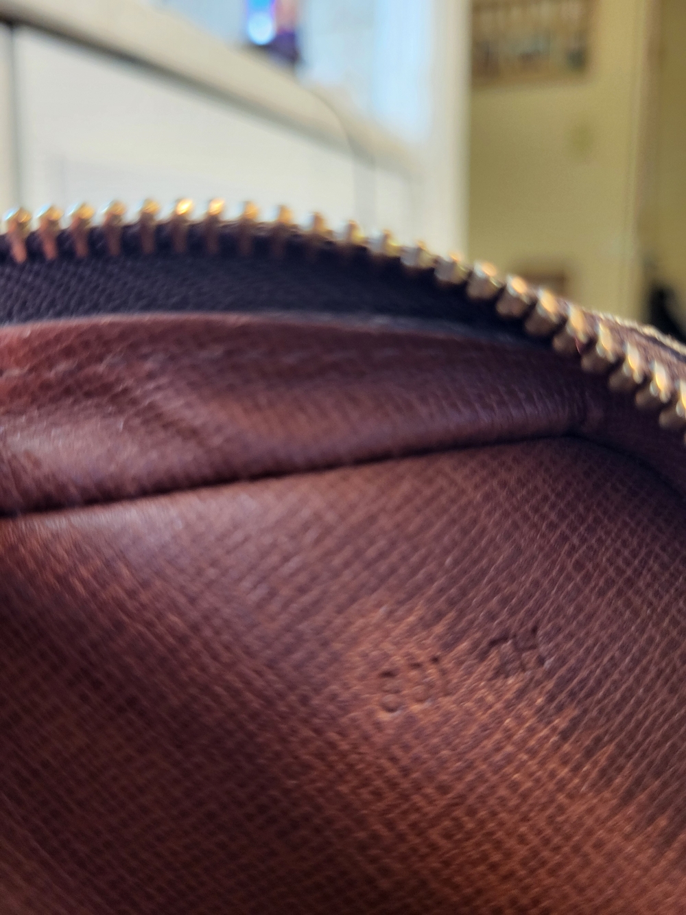 Louis Vuitton Marlee Crossbody - Picture 7 of 8